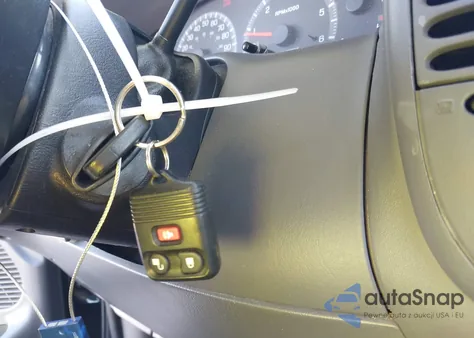 2002 Ford F-150 Xl/Xlt z USA, uszkodzony, nr VIN 1FTRF07W42KB48398